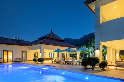 Вилла в Хуа Хине, Таиланд с 5 спальнями № 157222 - фото 2