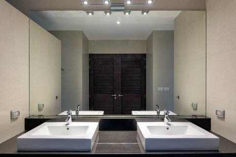 Вилла в Хуа Хине, Таиланд с 5 спальнями № 157222 - фото 28