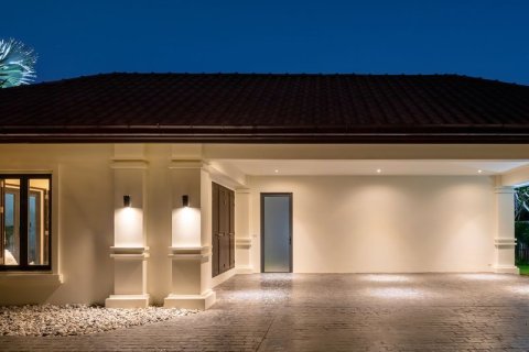 Вилла в Хуа Хине, Таиланд с 5 спальнями № 157222 - фото 5