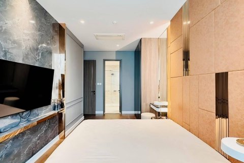 Condominio de 3 dormitorios en Bangkok, Tailandia № 233624 - foto 8