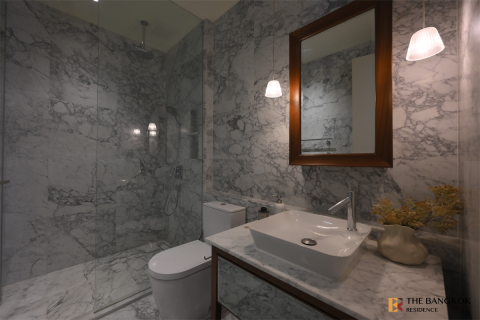 Condo in Bangkok, Thailand, 3 bedrooms  № 187551
