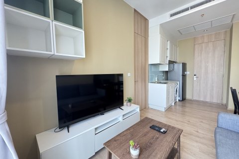 Condo à Watthana, Bangkok, Thaïlande, 2 chambres  № 170769 - photo 3