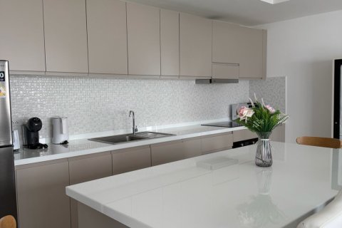 Apartment in Ko Samui, Thailand 2 bedrooms № 170771 - photo 4