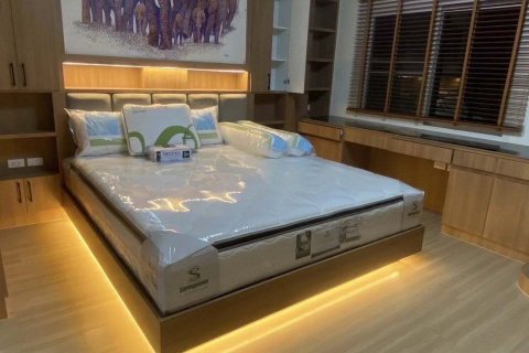 Maison à Saraphi, Thaïlande 3 chambres № 170767 - photo 10