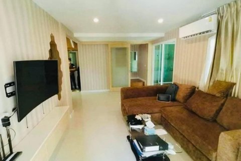 Дом в Суан Луанге, Бангкок, Таиланд с 3 спальнями  № 152200 - фото 2