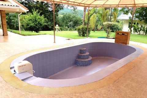 Villa in Si Satchanalai, Thailand 2 bedrooms № 150057 - photo 18