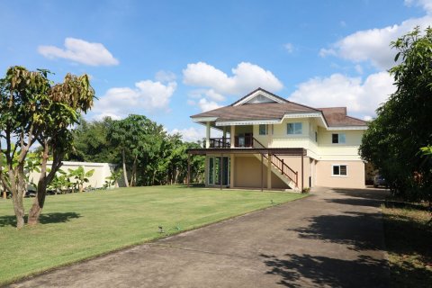 Дом в Удонтхани, Таиланд с 5 спальнями  № 150059 - фото 2