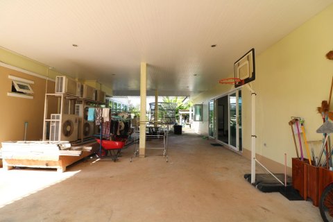 Дом в Удонтхани, Таиланд с 5 спальнями  № 150059 - фото 24