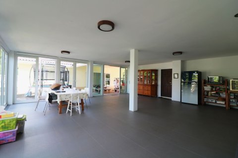 Дом в Удонтхани, Таиланд с 5 спальнями  № 150059 - фото 9