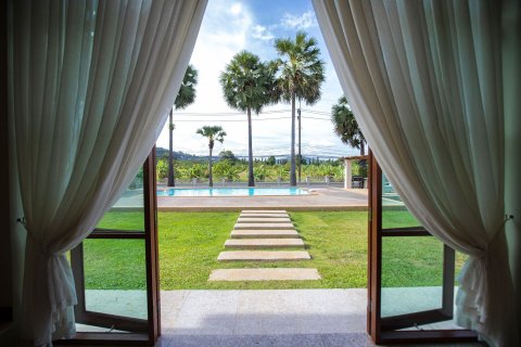 Villa in Phuket, Thailand 5 bedrooms № 138054 - photo 22