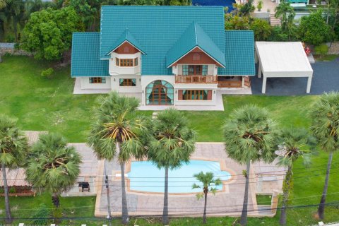 Villa in Phuket, Thailand 5 bedrooms № 138054 - photo 4