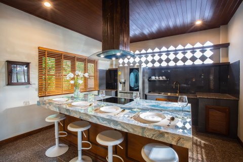 Villa in Phuket, Thailand 5 bedrooms № 138054 - photo 7