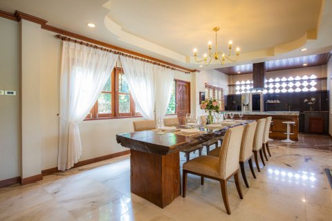 Villa in Phuket, Thailand 5 bedrooms № 138054 - photo 10