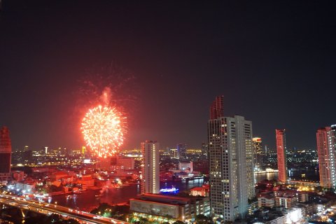 Кондоминиум с 2 спальнями в Кхлонг Сане, Бангкок, Таиланд № 138052 - фото 9