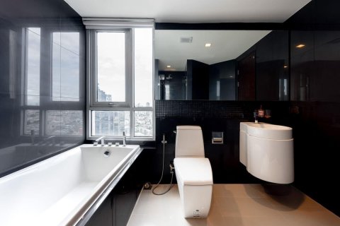 Condo à Sathon, Bangkok, Thaïlande, 3 chambres  № 138050 - photo 16
