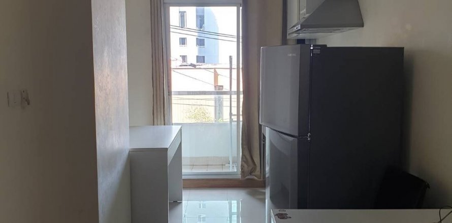 Studio in the Condo in Khlong Toei, Bangkok, Thailand  № 138053