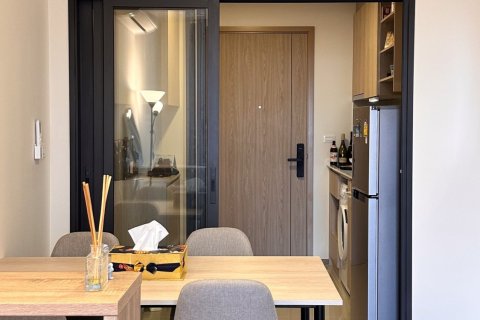 Condo in Watthana, Bangkok, Thailand, 2 bedrooms  № 173373 - photo 2