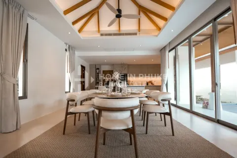 House in Phuket, Thailand 4 bedrooms № 209572 - photo 5