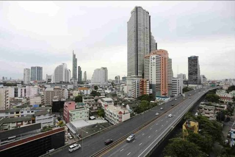 Condo in Thonburi, Bangkok, Thailand, 2 bedrooms  № 183566 - photo 8