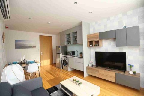 Condo in Thonburi, Bangkok, Thailand, 2 bedrooms  № 183566 - photo 6