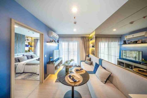 Condo in Bangkok, Thailand, 2 bedrooms  № 183570 - photo 3