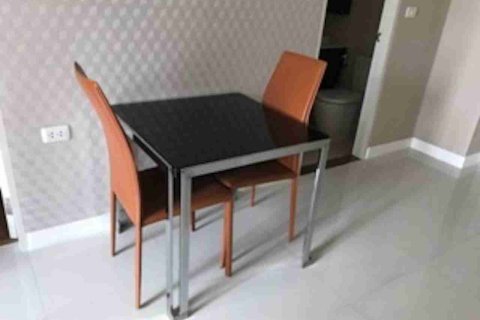 Condo in Bangkok, Thailand, 1 bedroom  № 183565 - photo 6