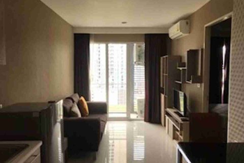 Condo in Bangkok, Thailand, 1 bedroom  № 183565 - photo 3