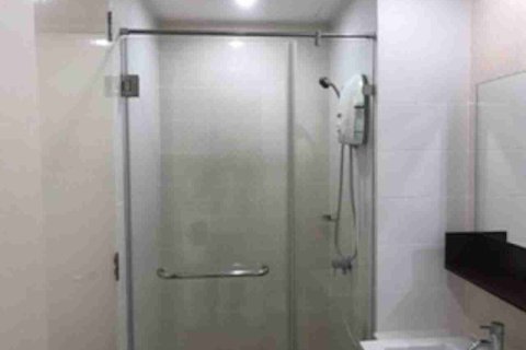 Condo in Bangkok, Thailand, 1 bedroom  № 183565 - photo 5