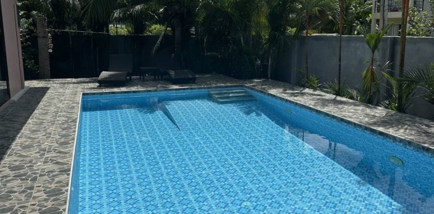 Villa in Surat Thani, Thailand 4 bedrooms № 146856