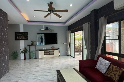 Villa in Surat Thani, Thailand 4 bedrooms № 146856 - photo 7