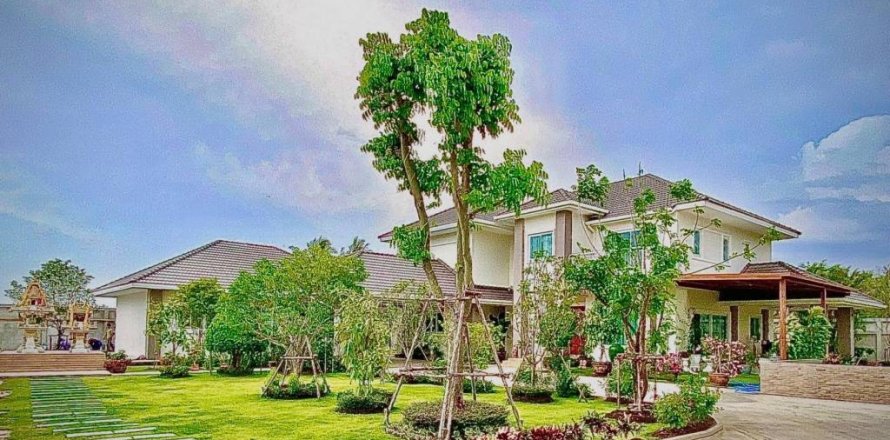 Villa à Hua Hin, Thaïlande 5 chambres № 146858