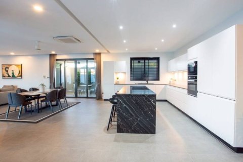 Villa à Hua Hin, Thaïlande 4 chambres № 146854 - photo 9