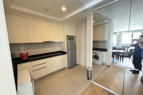 Studio in the Condo in Pathum Wan, Bangkok, Thailand  № 164453 - photo 5