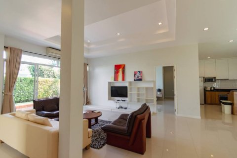 Вилла в Хуа Хине, Таиланд с 4 спальнями  № 161095 - фото 3