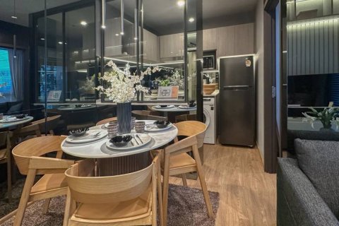 Condo in Bangkok, Thailand, 1 bedroom  № 161098 - photo 5