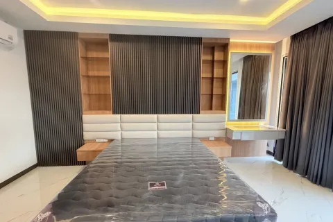 Maison à Pattaya, Thaïlande 6 chambres № 155693 - photo 25