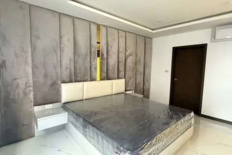 Maison à Pattaya, Thaïlande 6 chambres № 155693 - photo 29