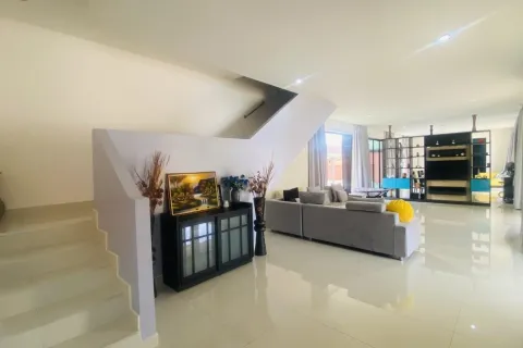 Villa à Pattaya, Thaïlande 3 chambres № 155687 - photo 11