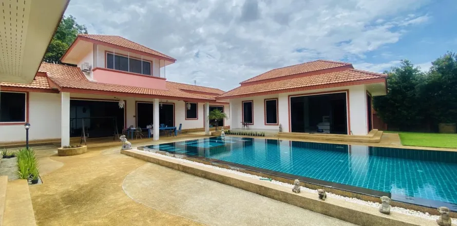 Villa à Pattaya, Thaïlande 3 chambres № 155687