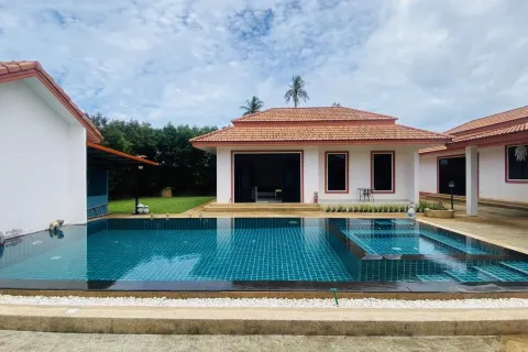 Villa à Pattaya, Thaïlande 3 chambres № 155687 - photo 2