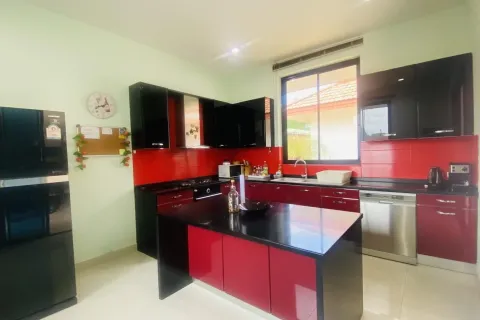 Villa à Pattaya, Thaïlande 3 chambres № 155687 - photo 12