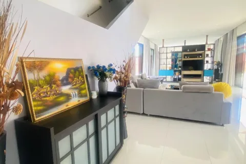 Villa à Pattaya, Thaïlande 3 chambres № 155687 - photo 10