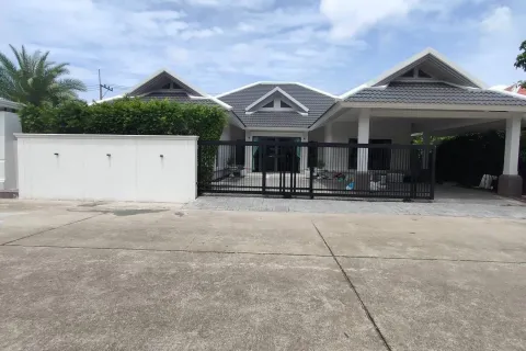 Maison à Pattaya, Thaïlande 4 chambres № 155688 - photo 8