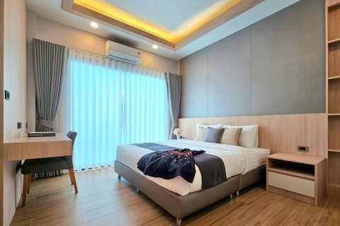 Villa in Pattaya, Thailand 5 bedrooms № 155692 - photo 14