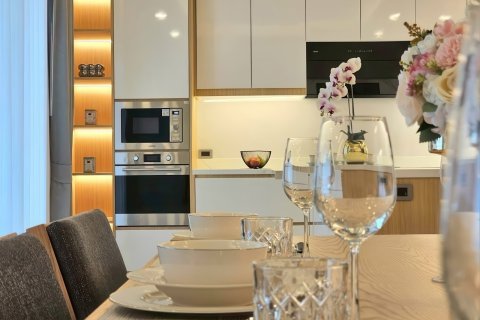 Villa in Pattaya, Thailand 5 bedrooms № 155692 - photo 8