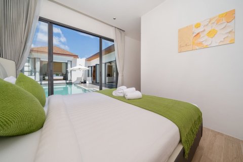 Villa in Phuket, Thailand 4 bedrooms № 137645 - photo 19