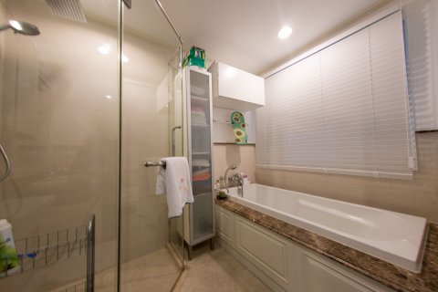 Condo à Khlong Toei, Bangkok, Thaïlande, 2 chambres  № 137644 - photo 20