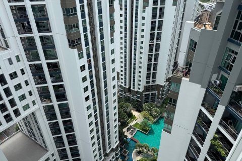 Кондоминиум с 2 спальнями в Хуай Кванге, Бангкок, Таиланд № 137643 - фото 9