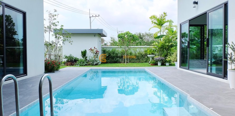 Studio in Pattaya, Thailand № 164829