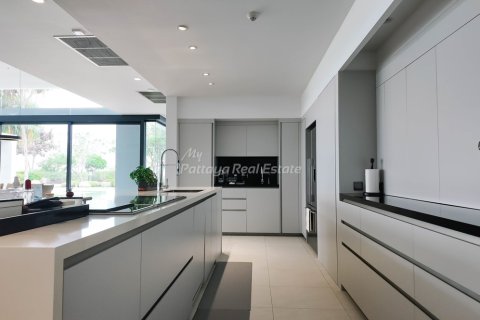 Maison à Chonburi, Thaïlande 5 chambres № 164830 - photo 14